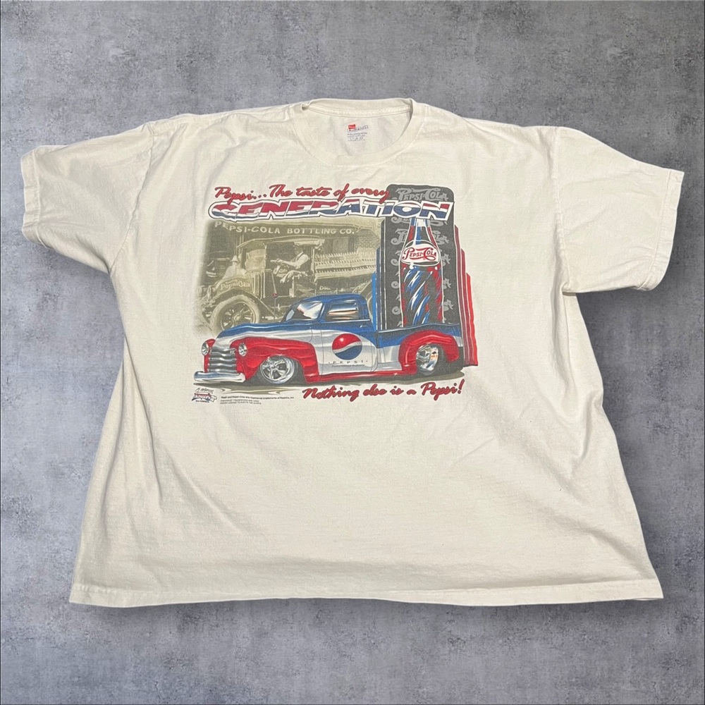 Retro‎ Pepsi Truck T-Shirt with Car Print
